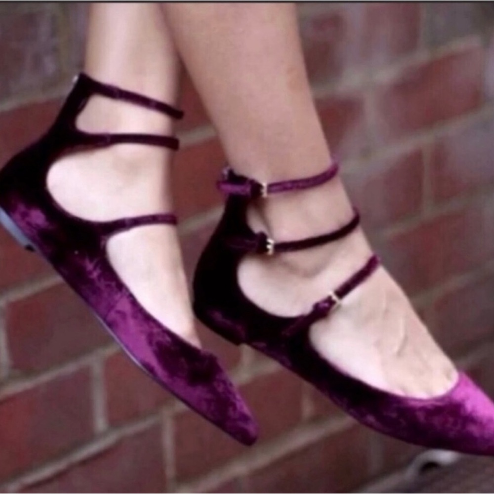 Banana Republic velvet burgundy flats